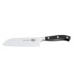 Victorinox 7.7303.17g Couteau santoku forgé « Grand Maître », lame 17 cm, manche en polyoxyméthylène (POM)