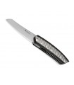 Maserin 375.tt Couteau, lame acier M390 Bohler satiné avec flipper, manche 12 cm fibre de carbone avec inserts titanium