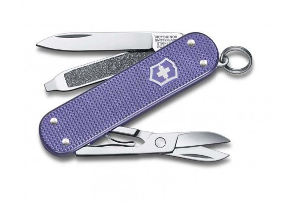 Victorinox 0.6221.223g Couteau lame acier inox manche 5,8 cm Alox quadrillé Bleu lavande