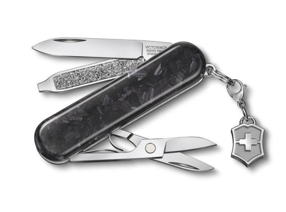 Victorinox 0.6221.90 canif lame acier manche 5,8 cm noir brillant