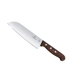 Victorinox 6.8500.17g Couteau Santoku, lame 17 cm inox, manche érable modifié. Présentation en boîte cadeau.